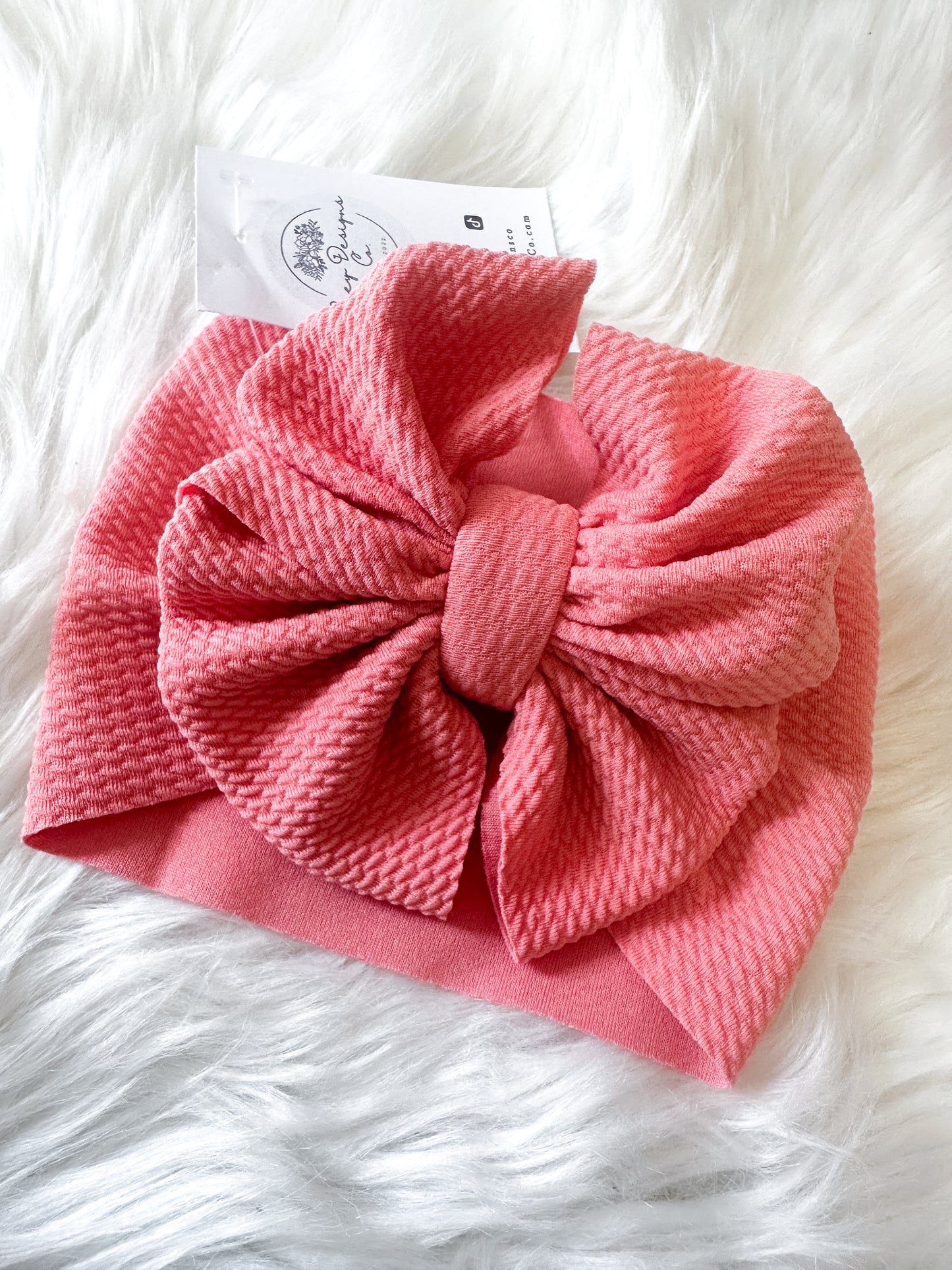 Salmon bows