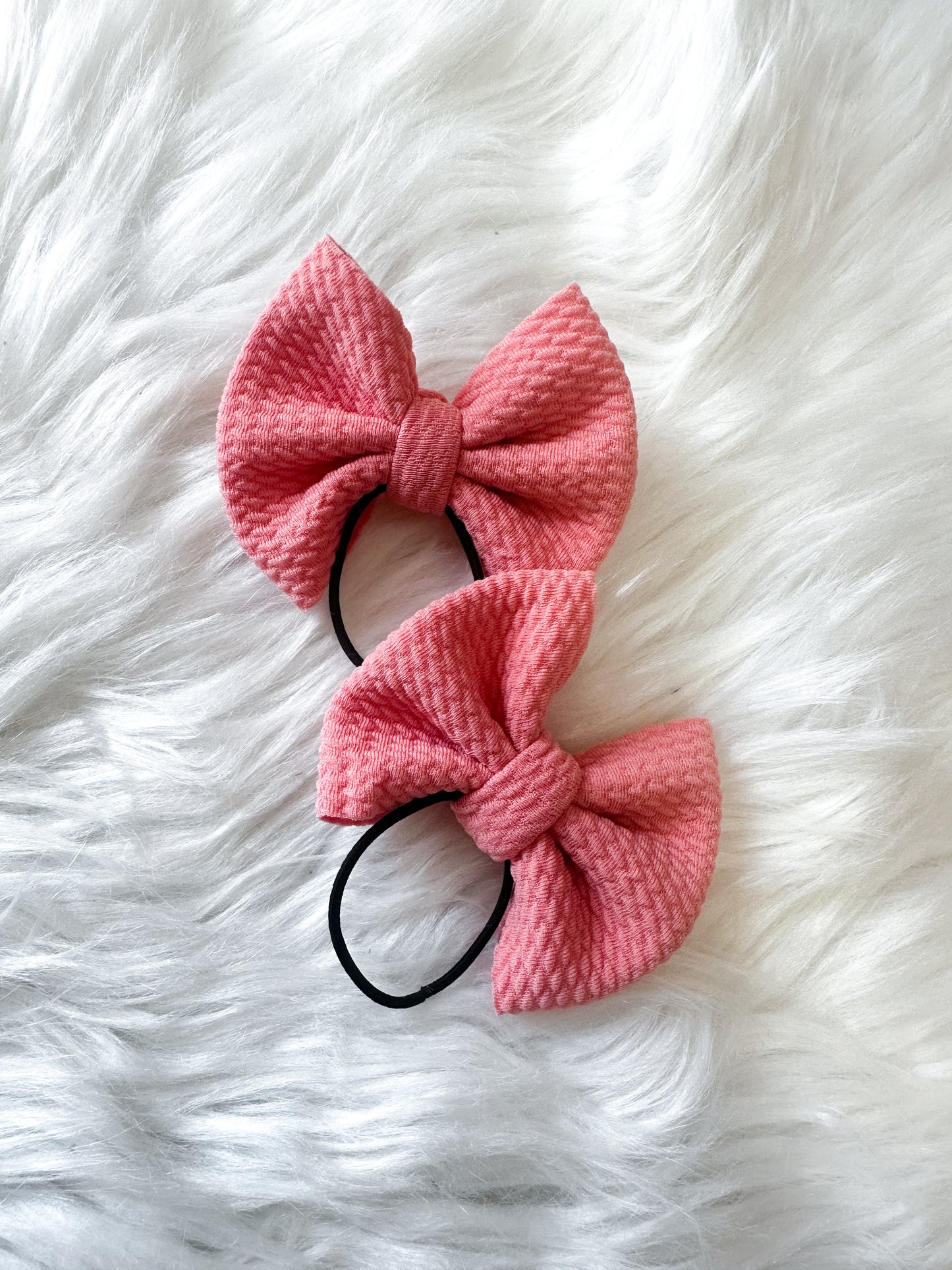 Salmon bows