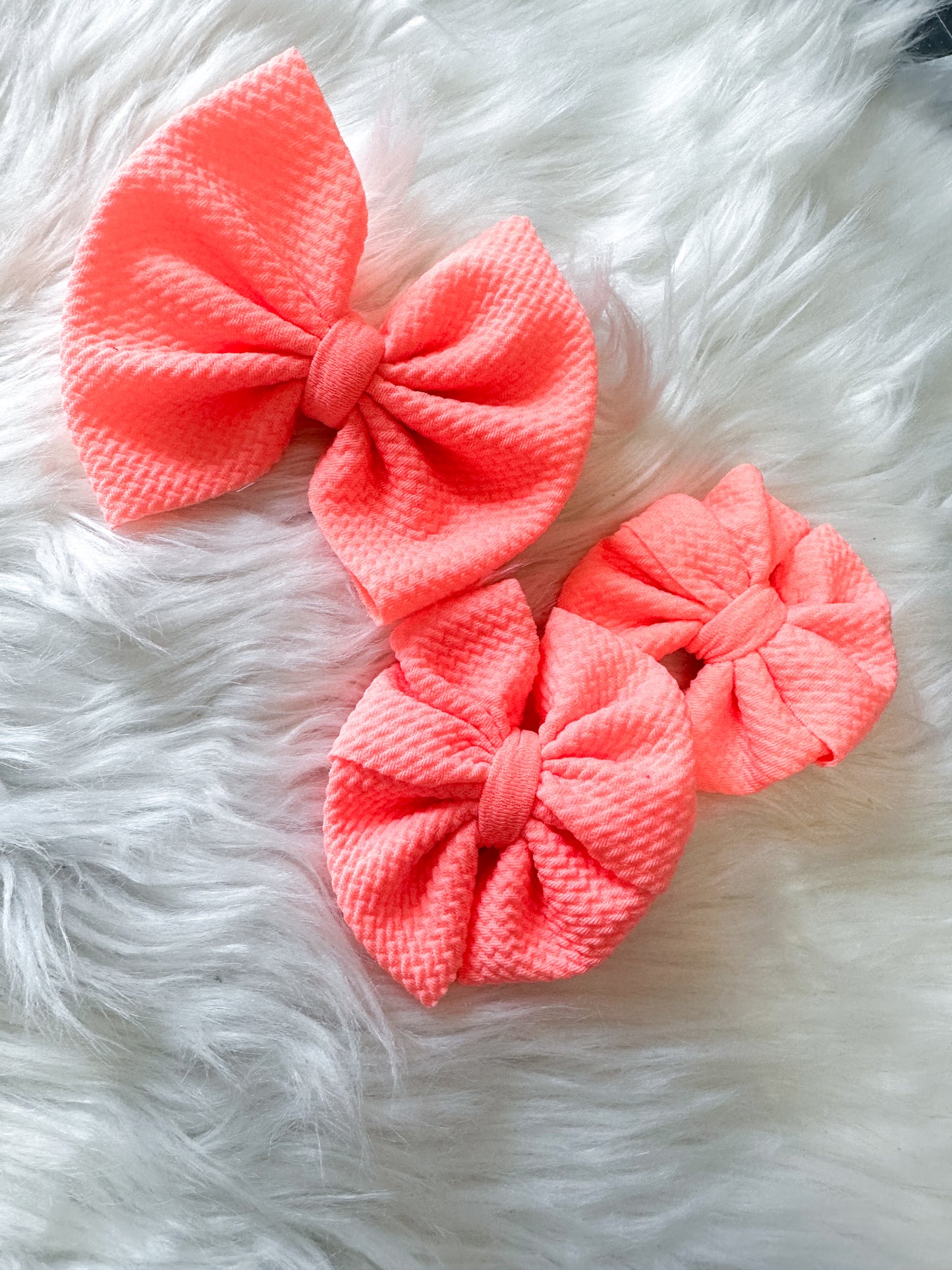 Neon bows