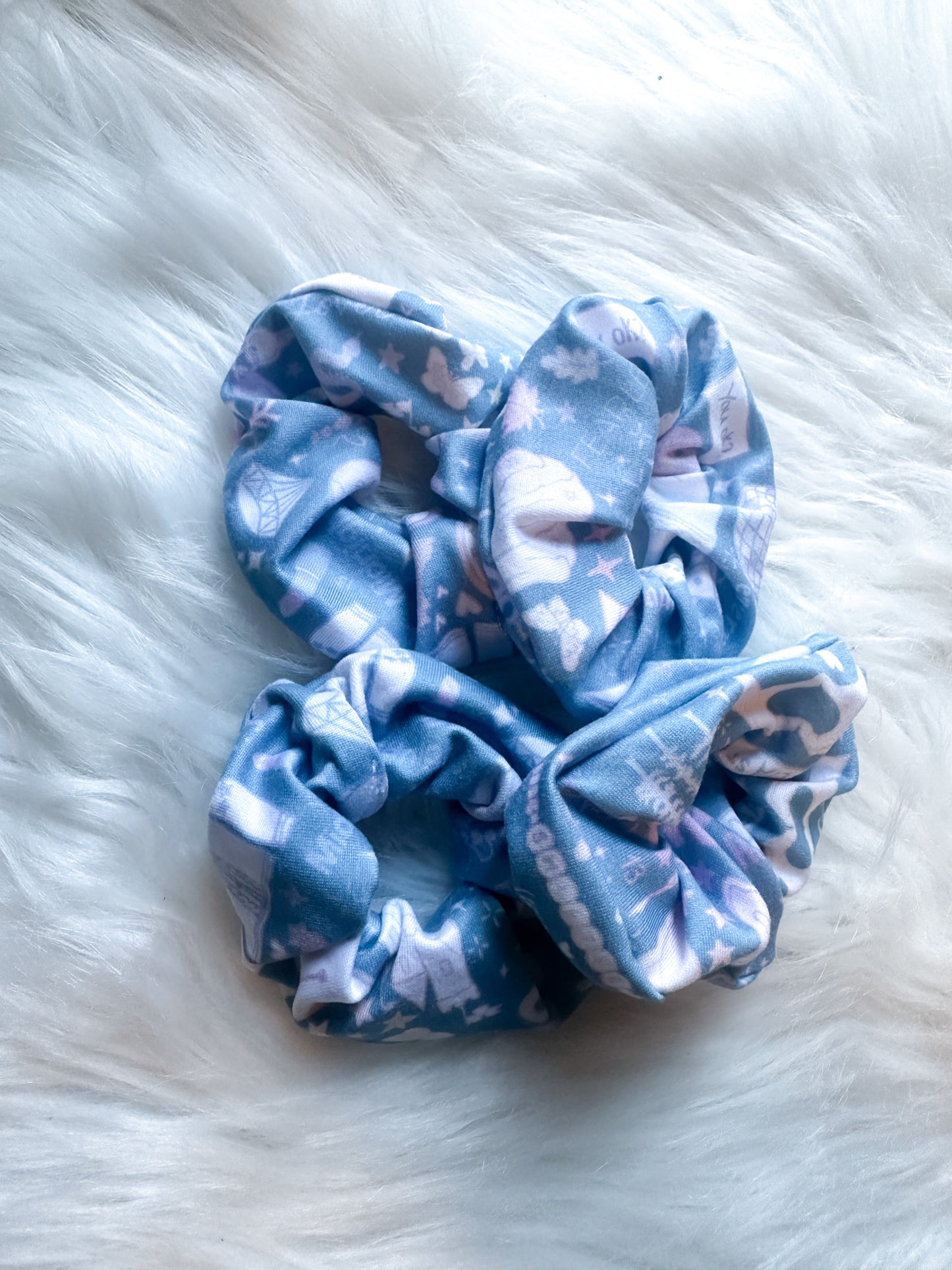 Swiftie scrunchie