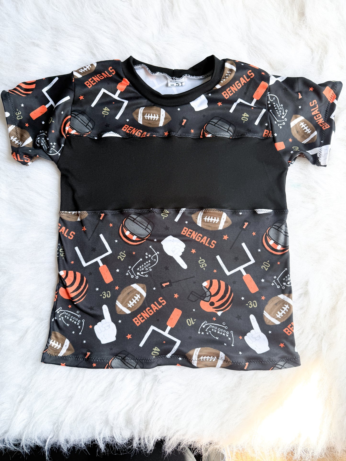 Upton tee
