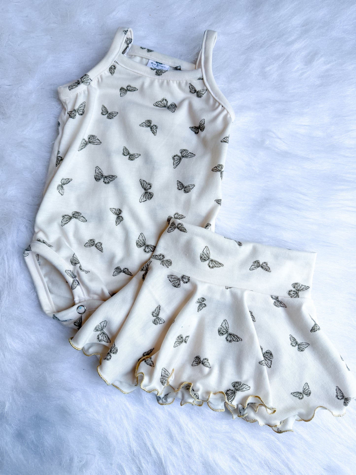 Cami bodysuit + skirt 9-12