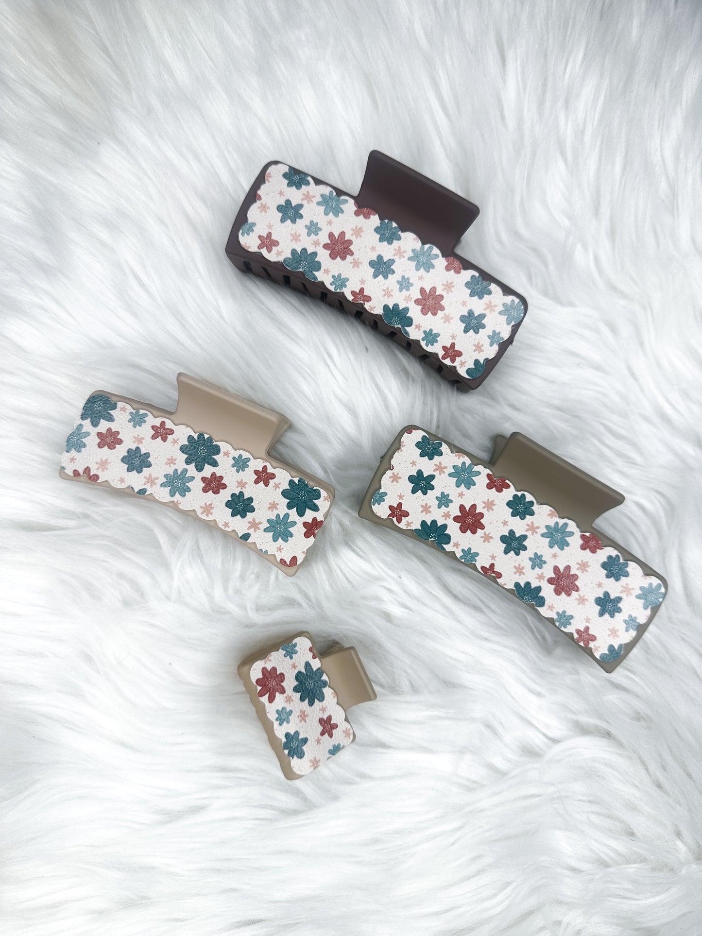 Exclusive Floral Claw Clip