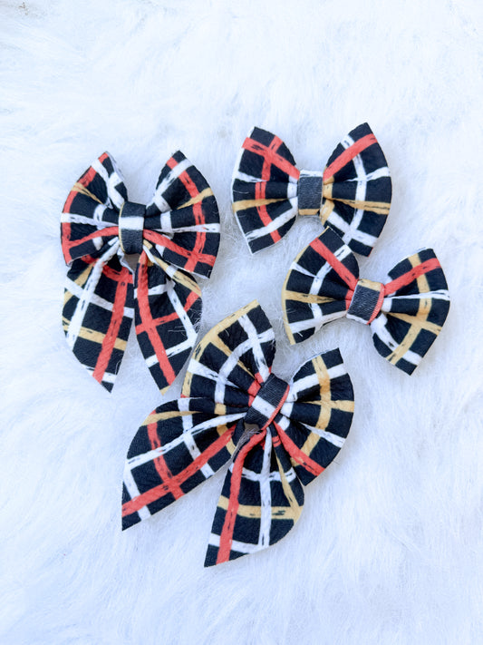 Chiefs plaid bows