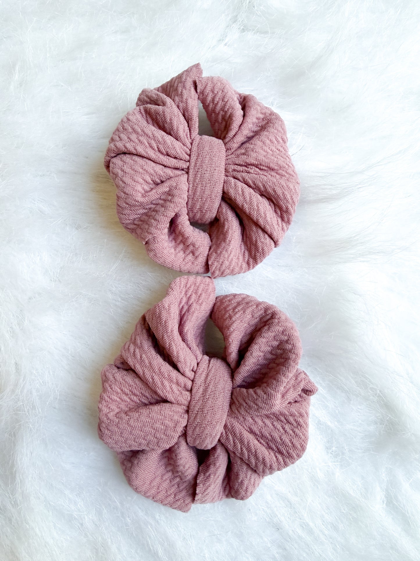 Mauve bows
